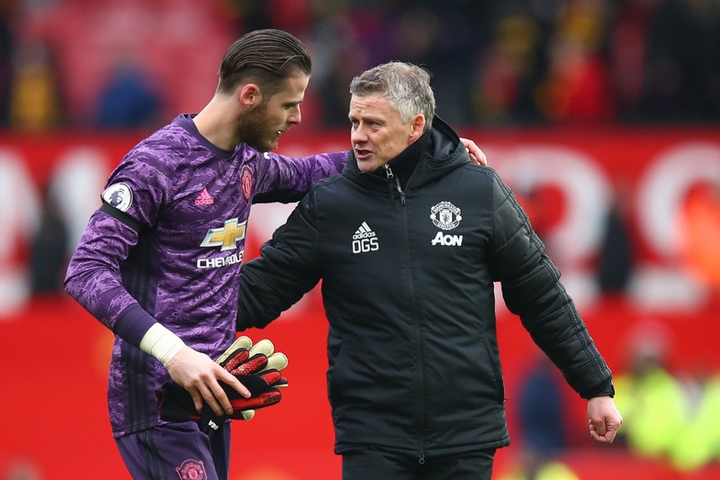 HLV Solskjaer hoàn hồn sau cú phá phạt đền của De Gea - ảnh 2