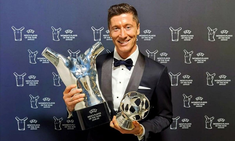 Lewandowski vượt mặt Messi, Ronaldo cho danh hiệu bóng vàng - ảnh 3