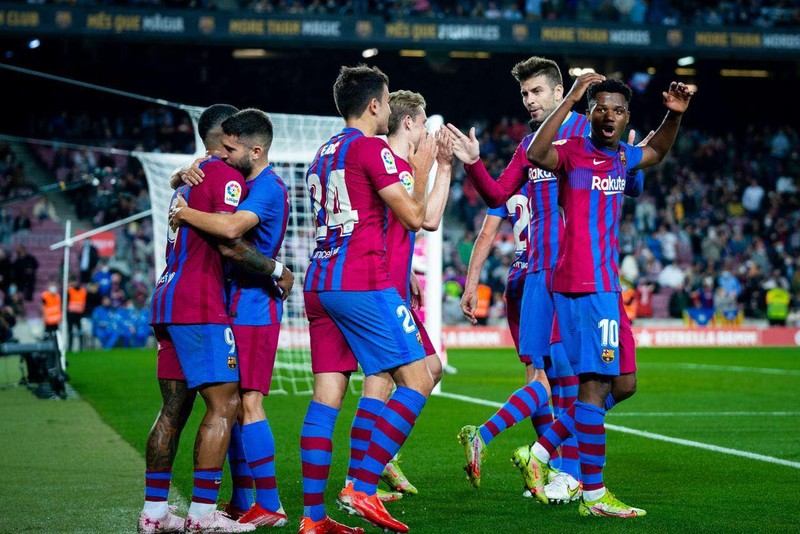 Barca gỡ gạc danh dự tại thánh địa Camp Nou - ảnh 3