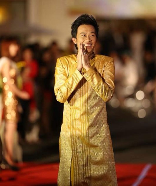 Hoài Linh: Buồn vì nhiều nghệ sĩ dèm pha, bôi bác Cao Hữu Thiên - ảnh 1