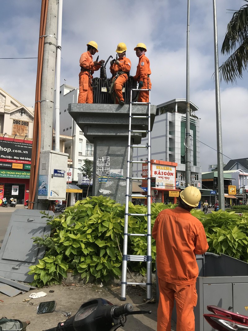 EVNSPC: Đảm bảo điện cho bầu cử tại các tỉnh, thành phía Nam - ảnh 2