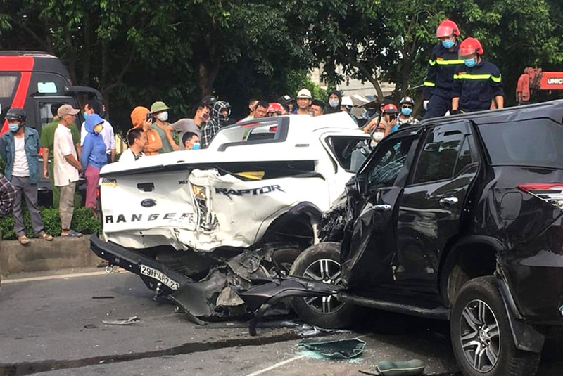 Tai nạn liên hoàn trên quốc lộ 1A qua Thanh Hóa, 1 người tử vong - ảnh 2