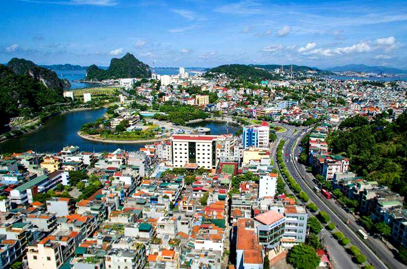 Quảng Ninh lý giải việc 5 sở có phó giám đốc vượt trần - ảnh 1