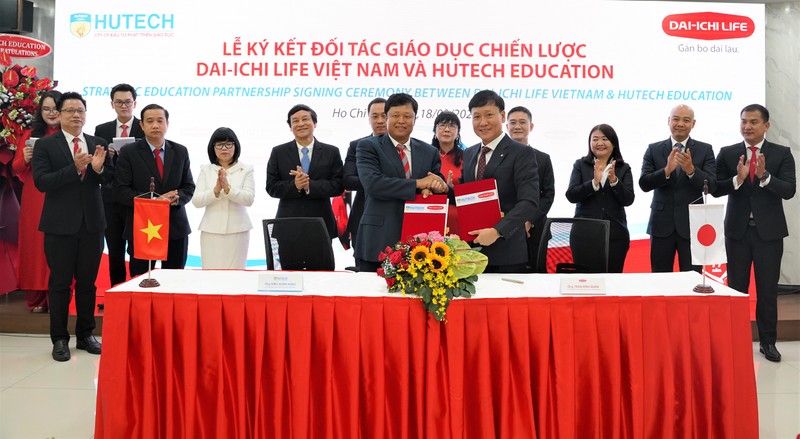 Dai-ichi Life, Hutech Education ký kết đối tác giáo dục  - ảnh 1