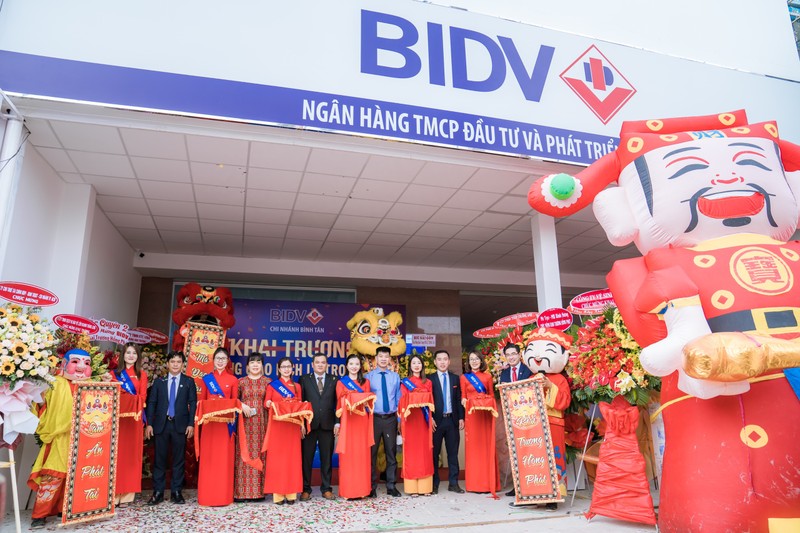 BIDV: Khai trương Phòng giao dịch Lê Trọng Tấn - ảnh 1