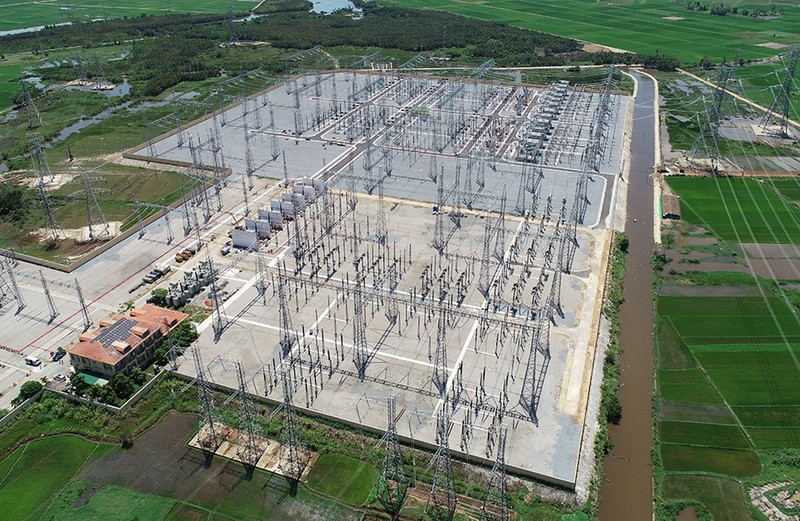 EVNNPT đóng điện nhiều dự án quan trọng ở miền Trung - ảnh 2