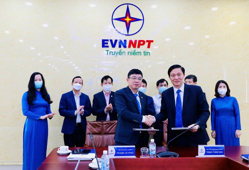 EVNNPT đối thoại thường kỳ với người lao động năm 2021 - ảnh 2