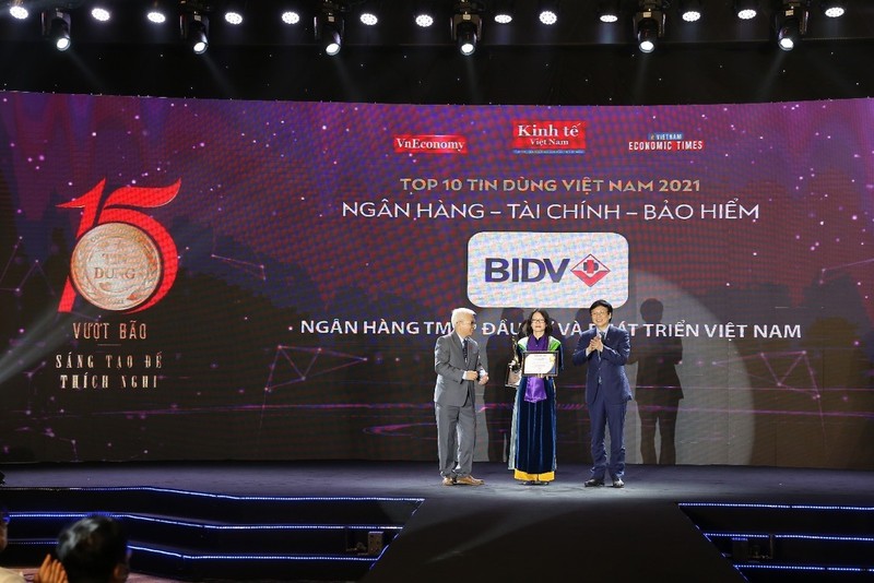 BIDV Visa Platinum Cashback Online lọt Top 10 tin dùng Việt Nam 2021 - ảnh 1