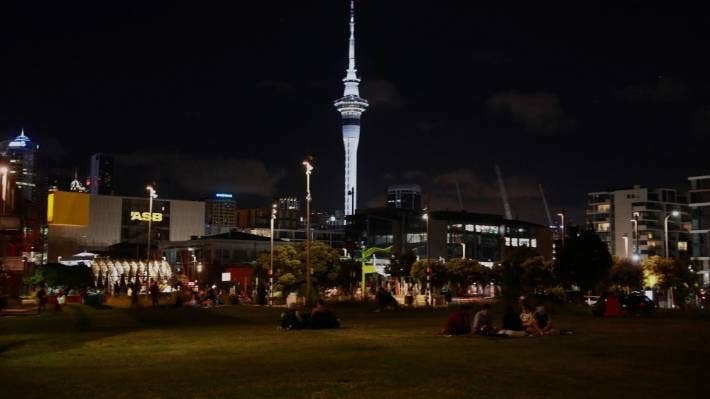 Không khí hồi hộp chờ đón năm mới ở New Zealand - ảnh 4