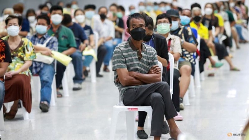 Thái Lan sắp thử nghiệm vaccine COVID-19 dạng xịt vào mũi  - ảnh 1