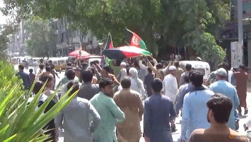 Taliban kêu gọi người dân Afghanistan đoàn kết khi biểu tình lan đến Kabul - ảnh 1