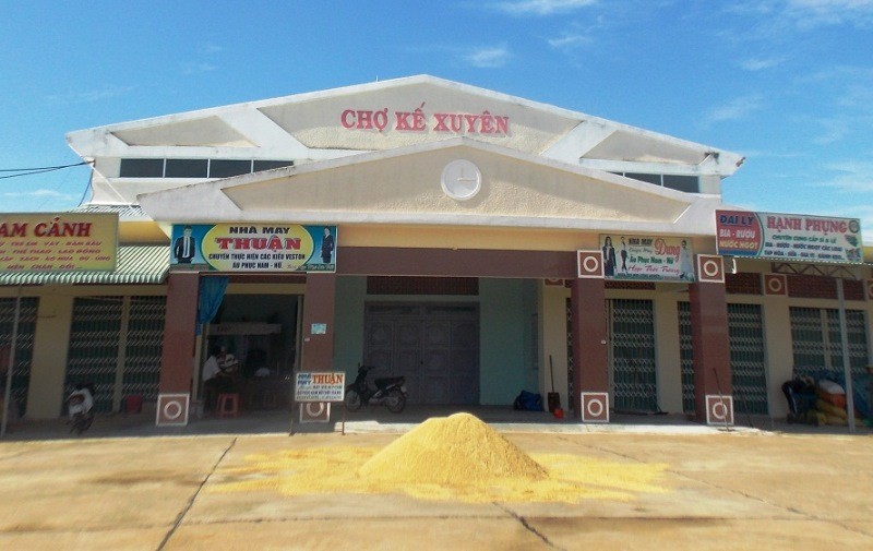 Vận động tiểu thương chợ Kế Xuyên chuyển sang chợ mới - ảnh 2