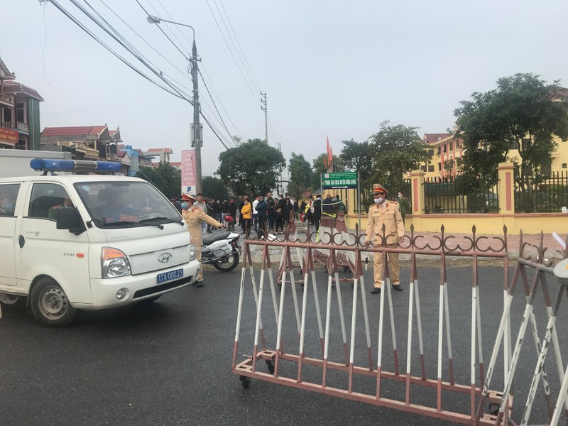 Con nuôi Đường ‘nhuệ’ ra tòa vụ cố ý gây thương tích - ảnh 2