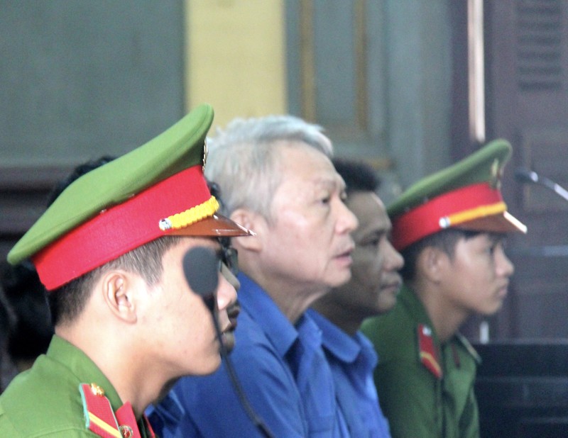 Phúc thẩm vụ sếp ngân hàng gây thất thoát 600 tỉ đồng - ảnh 1