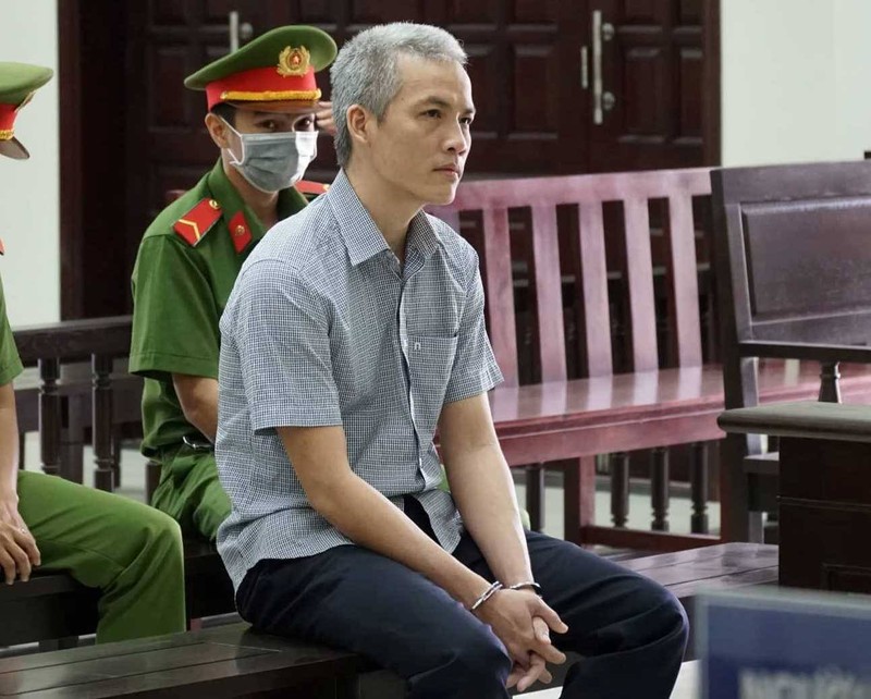 Cựu viện phó nhận 2.500 USD nói không phải của hối lộ - ảnh 1