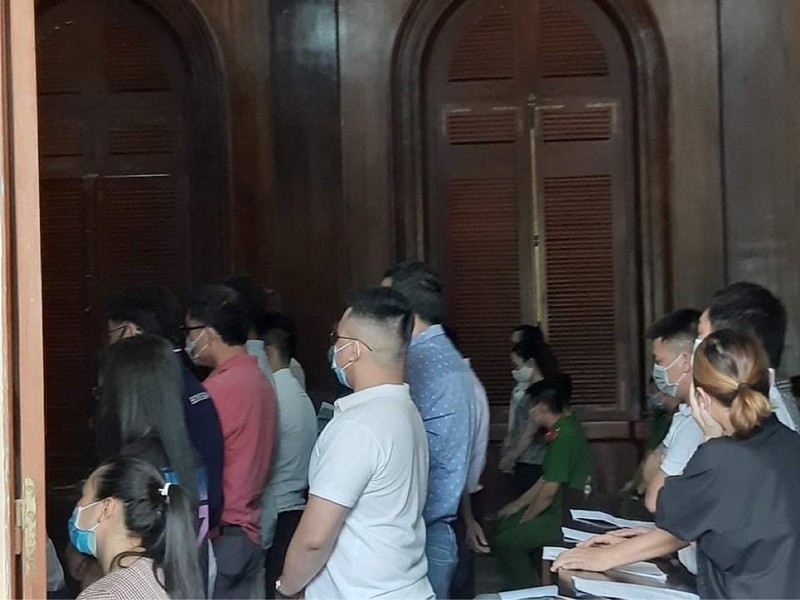 Nhiều người nước ngoài hầu tòa vì tổ chức đánh bạc trá hình - ảnh 1