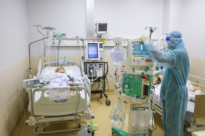Bệnh viện hồi sức COVID-19 hồi phục thành công hơn 200 bệnh nhân nặng - ảnh 1