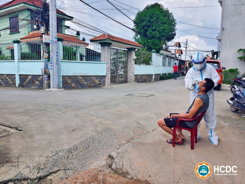 TPHCM: Huyện Bình Chánh phát hiện 78 F0 khi áp dụng quy trình mới  - ảnh 1