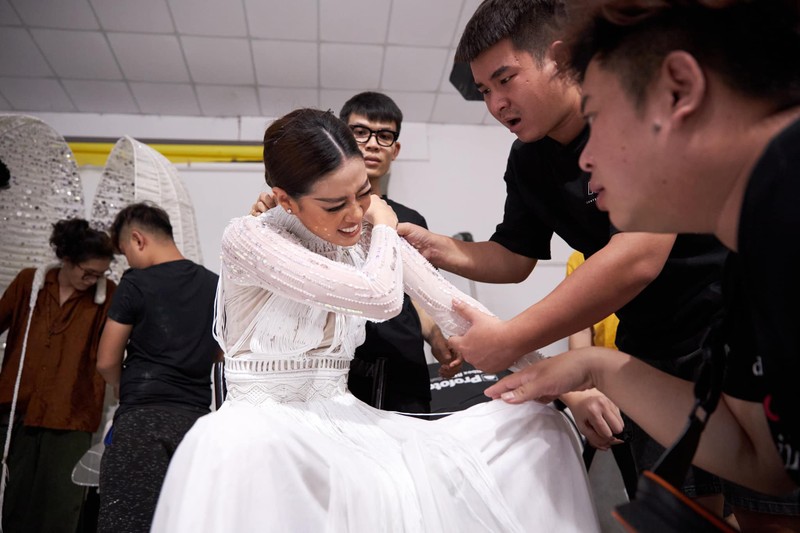 Từ nàng hậu nhạt đến Khánh Vân bùng nổ tại Miss Universe - ảnh 2