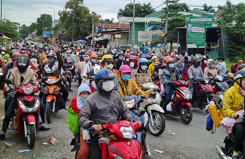 Đồng Nai, Bình Dương giải bài toán thiếu hụt lao động - ảnh 1