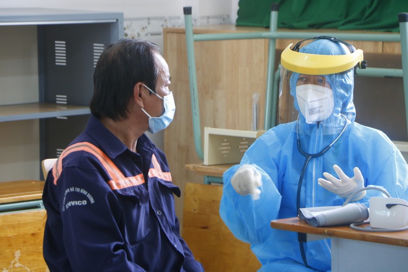 Giải 'cơn khát' vaccine, công nhân tại Bình Dương đồng loạt được tiêm mũi 1 - ảnh 12