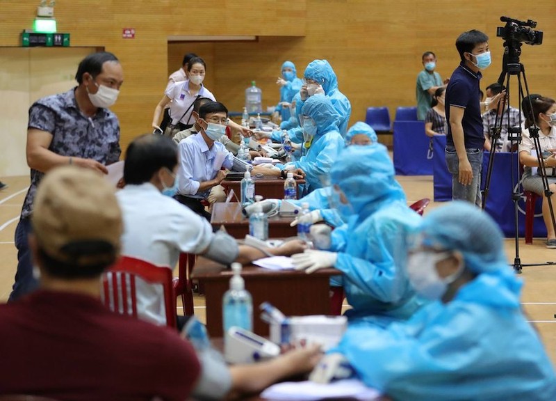 Đà Nẵng hỗ trợ nhân viên y tế mỗi ngày 450.000 đồng, chưa kể tiền ăn - ảnh 2