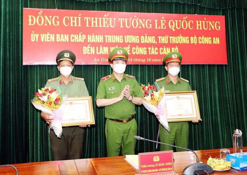 Công an tỉnh An Giang nhận 2 Bằng khen của Thủ tướng Chính phủ - ảnh 3