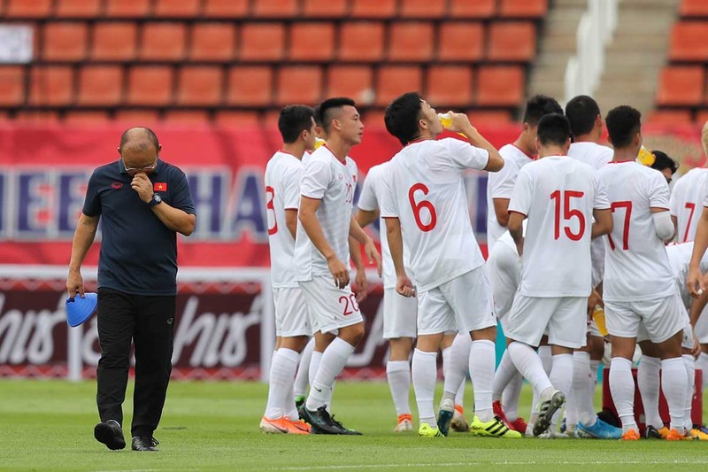 Thái Lan cạn hy vọng đăng cai vòng loại World Cup bảng G - ảnh 1