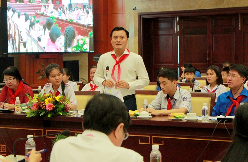 'Mùi kênh hôi quá, em không tập trung học được' - ảnh 2