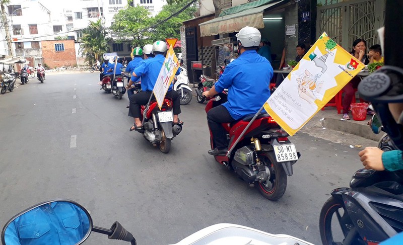 Đoàn phường An Lạc A vào chợ tuyên truyền về dịch COVID-19 - ảnh 6