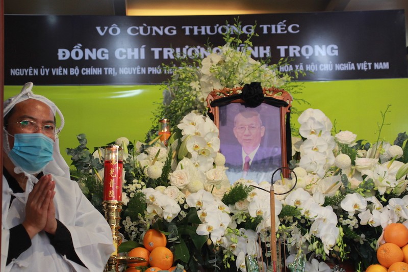 tang-le-ong-truong-vinh-trong