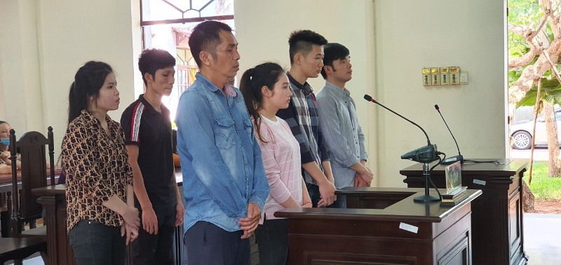 Lập nhóm kín trên mạng để tổ chức mua, bán dâm liên tỉnh - ảnh 1