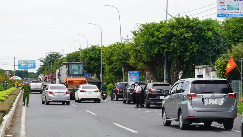 Hướng dẫn mới về xét nghiệm, cách ly với người vào Bà Rịa - Vũng Tàu - ảnh 1