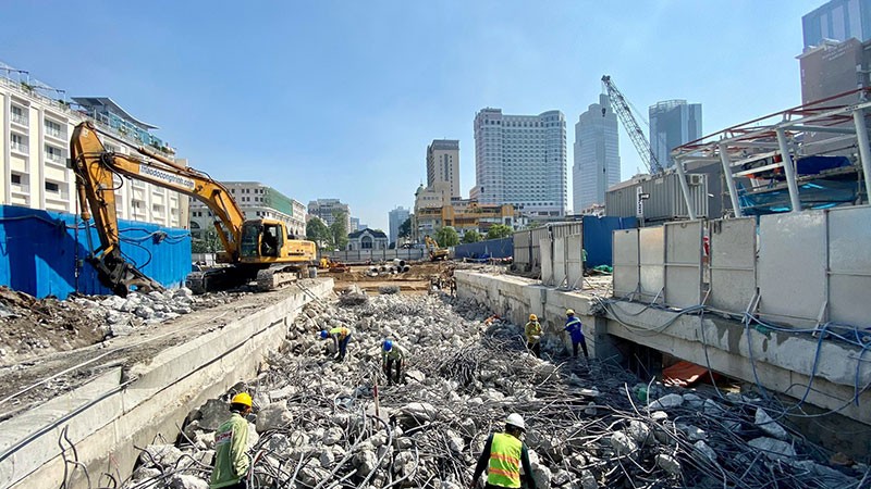 Sắp xóa rào chắn metro ở trung tâm TP.HCM - ảnh 1