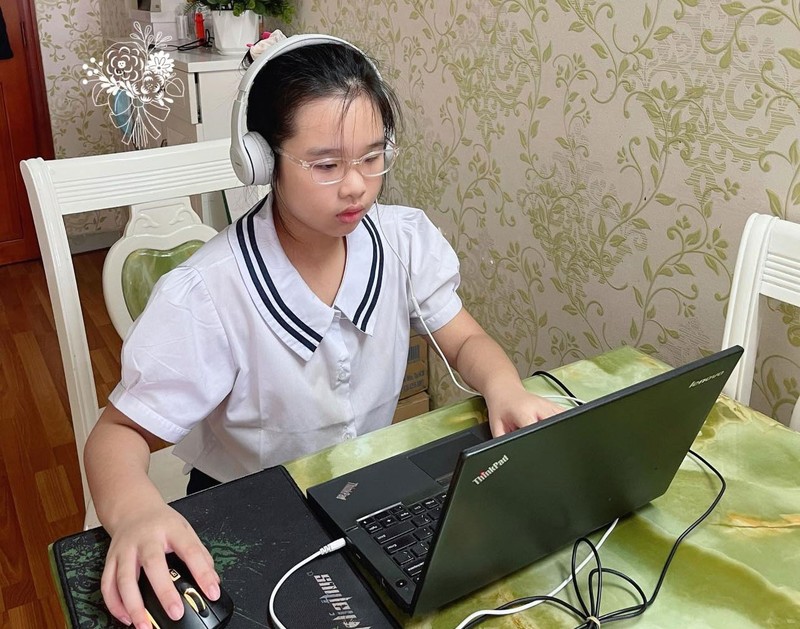 Học trò tiểu học hào hứng tựu trường online - ảnh 1