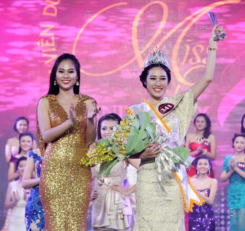 Đặng Mỹ Huyền đăng quang Hoa khôi Nữ sinh viên Việt Nam - ảnh 1