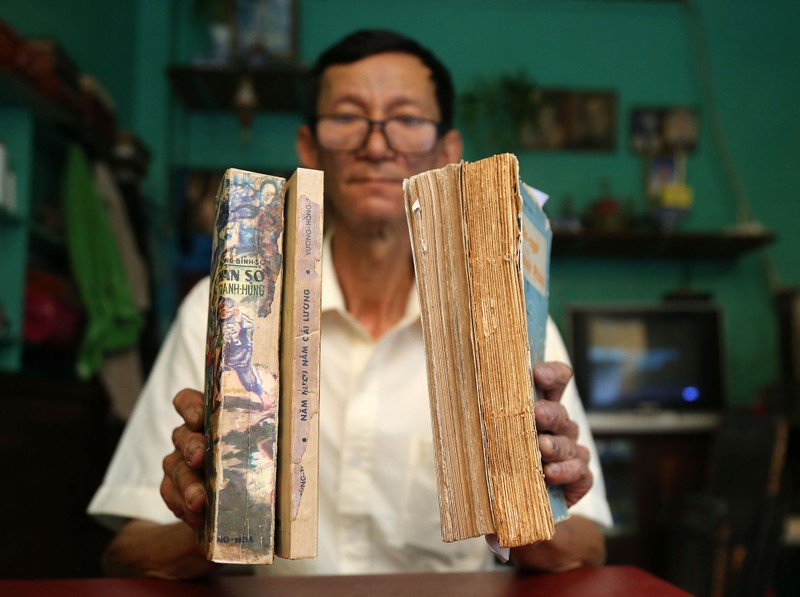 Vị cứu tinh của hàng ngàn người mê sách cũ ở Sài Gòn - ảnh 13