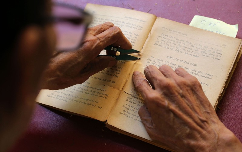 Vị cứu tinh của hàng ngàn người mê sách cũ ở Sài Gòn - ảnh 3