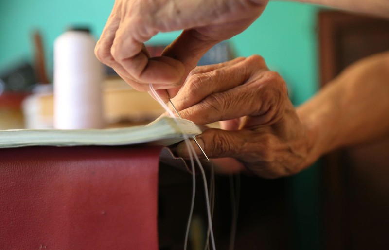 Vị cứu tinh của hàng ngàn người mê sách cũ ở Sài Gòn - ảnh 7