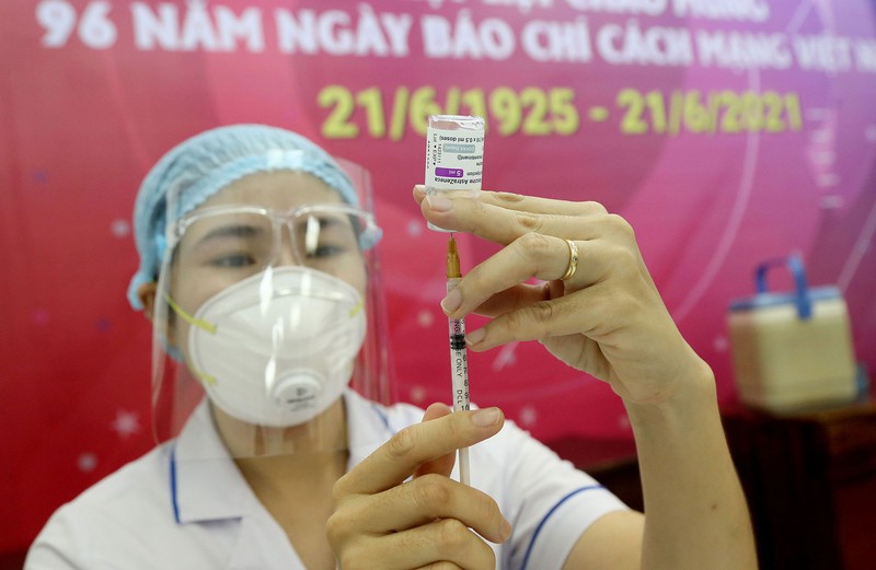 Hơn 200 nhà báo được tiêm vaccine phòng COVID-19 trong ngày 21-6 - ảnh 6