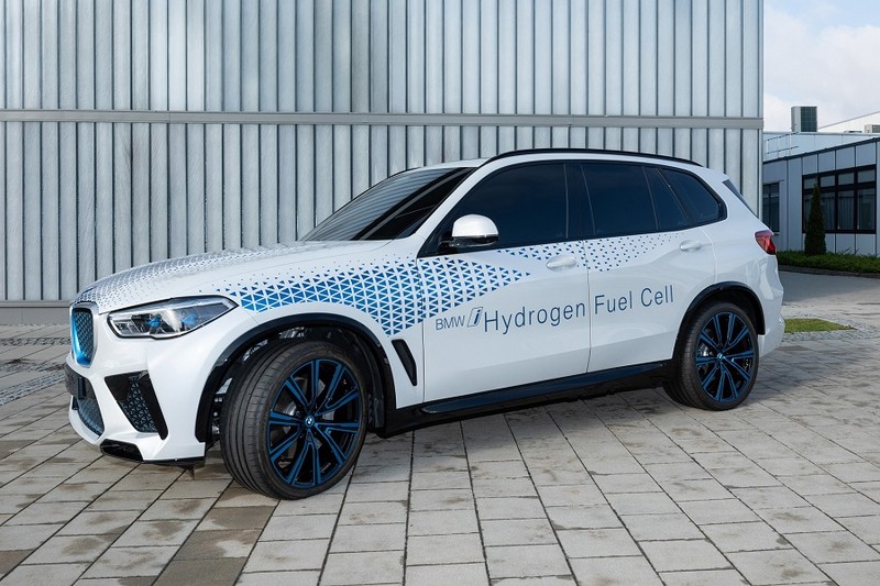 BMW X5 chạy bằng khí hydro sẽ ra mắt vào cuối năm 2022 - ảnh 2