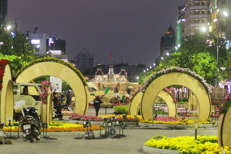 thu-don-duong-hoa-nguyen-hue