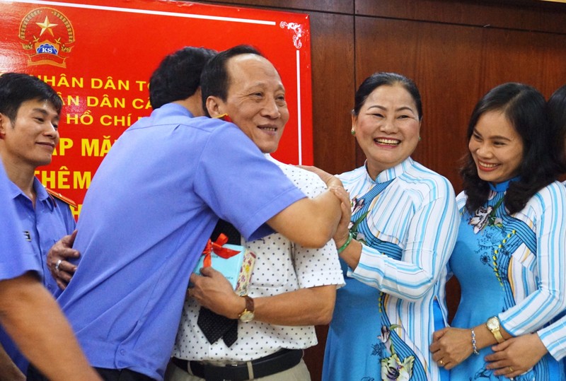 VKSND Cấp cao tại TP.HCM chia tay ông Võ Văn Thêm - ảnh 2