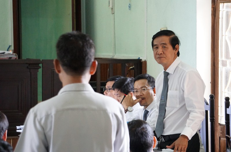 Chiều ngày 12-8 toà mới tuyên án vụ cưa gỗ khô - ảnh 1