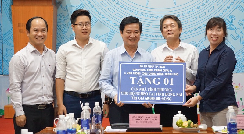 Luật Hộ tịch mâu thuẫn với Luật Nuôi con nuôi - ảnh 2
