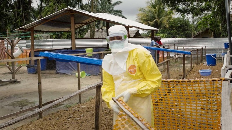 Truy tìm 'Bệnh X' lây nhanh như COVID-19, nguy hiểm như Ebola - ảnh 1