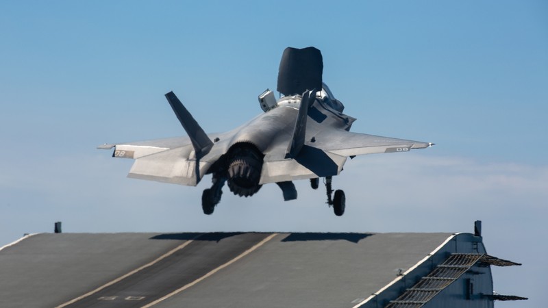 'Hàng nhái' của Trung Quốc có thể thách thức tiêm kích F-22, F-35 của Mỹ? - ảnh 1