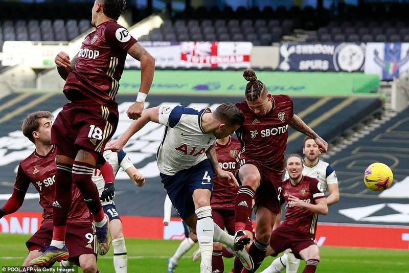 Arsenal thắng trận thứ ba liên tiếp, Tottenham vào Top 3 - ảnh 6