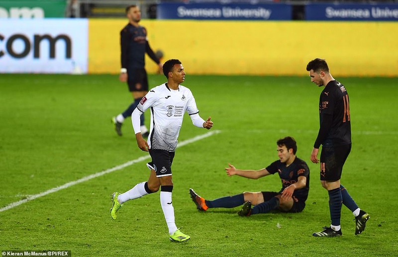 Man City nối bước MU, Tottenham rời FA Cup trong ‘mưa gôn’ - ảnh 4