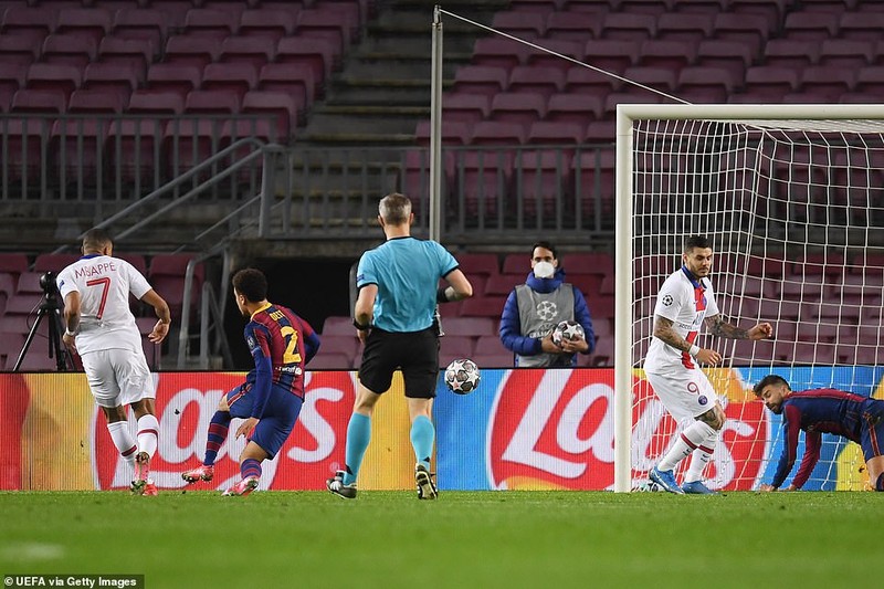 Mbappe lập Hat-trick, PSG ‘hủy diệt’ Barcelona tại Nou Camp - ảnh 3